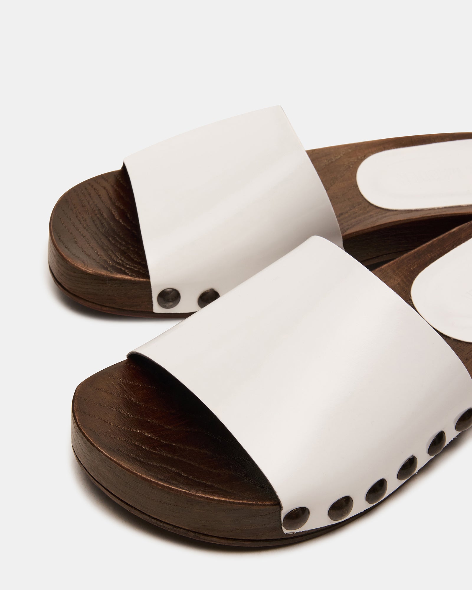 CENTO WHITE PATENT-Cool A Warm