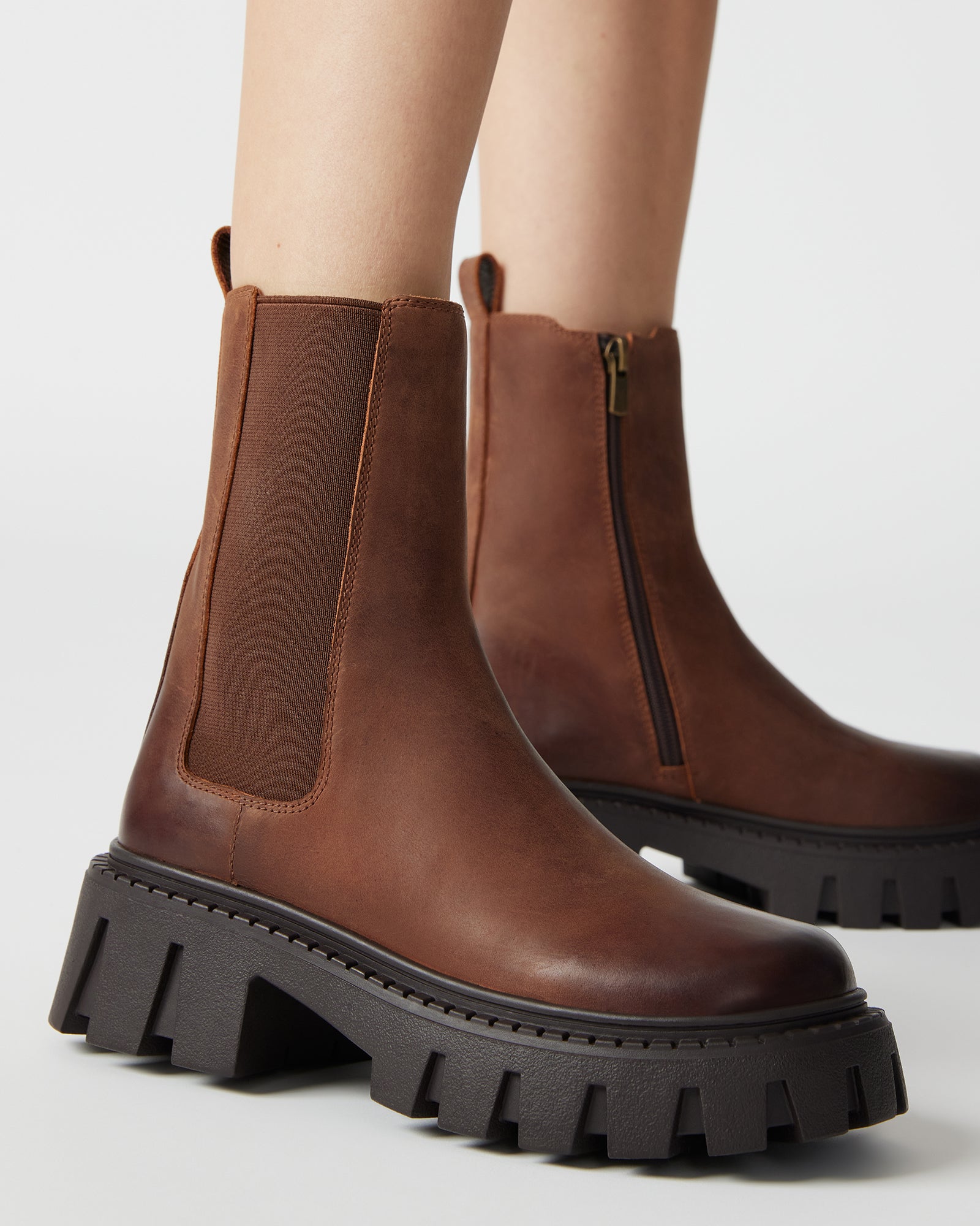 CHARGES BROWN DISTRESSED-Cool A Warm