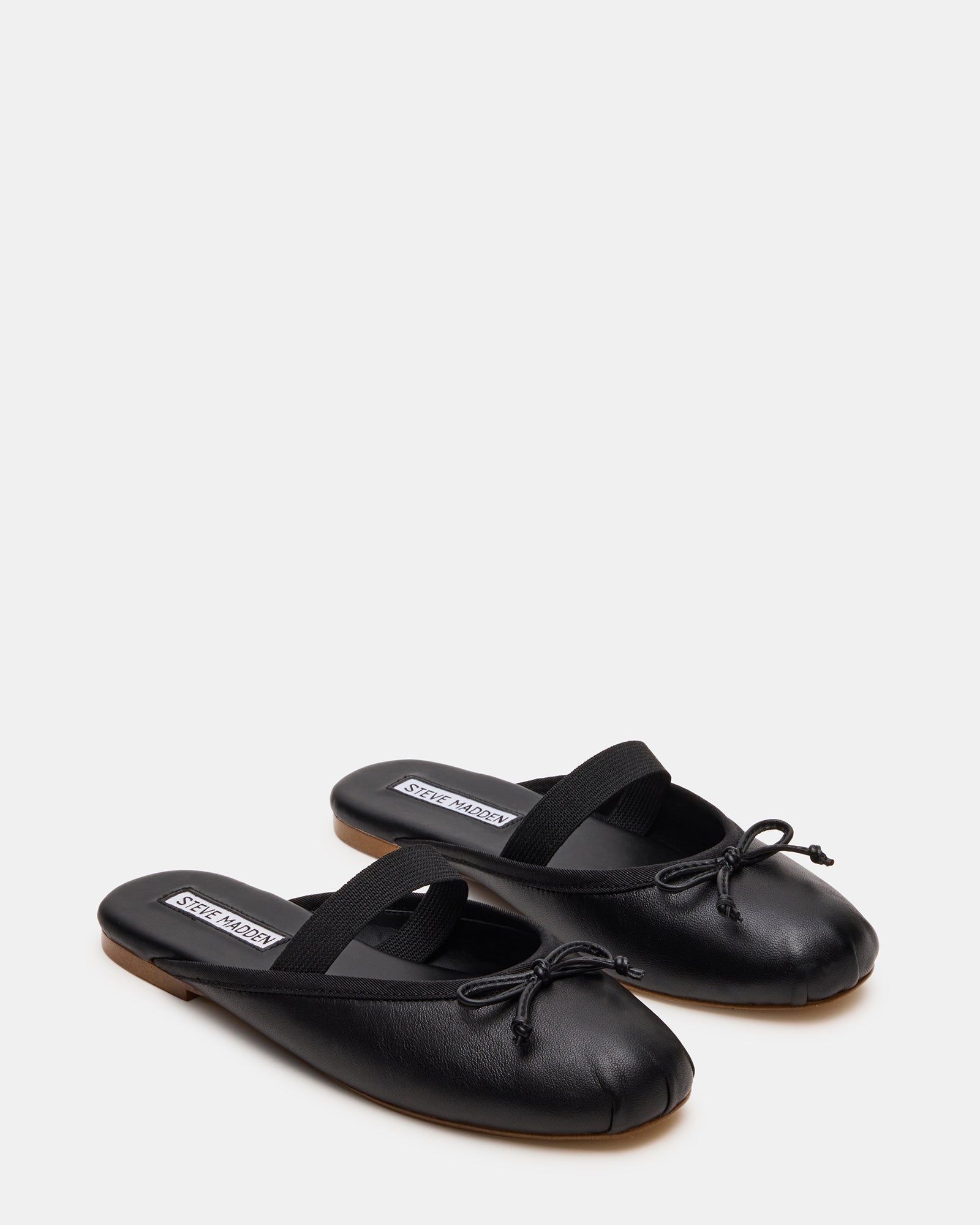 CUTESY BLACK LEATHER-Cool A Warm