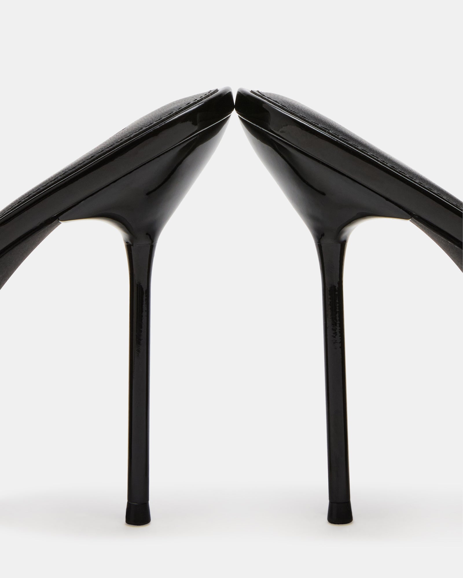 DAVINA BLACK PATENT-Cool A Warm