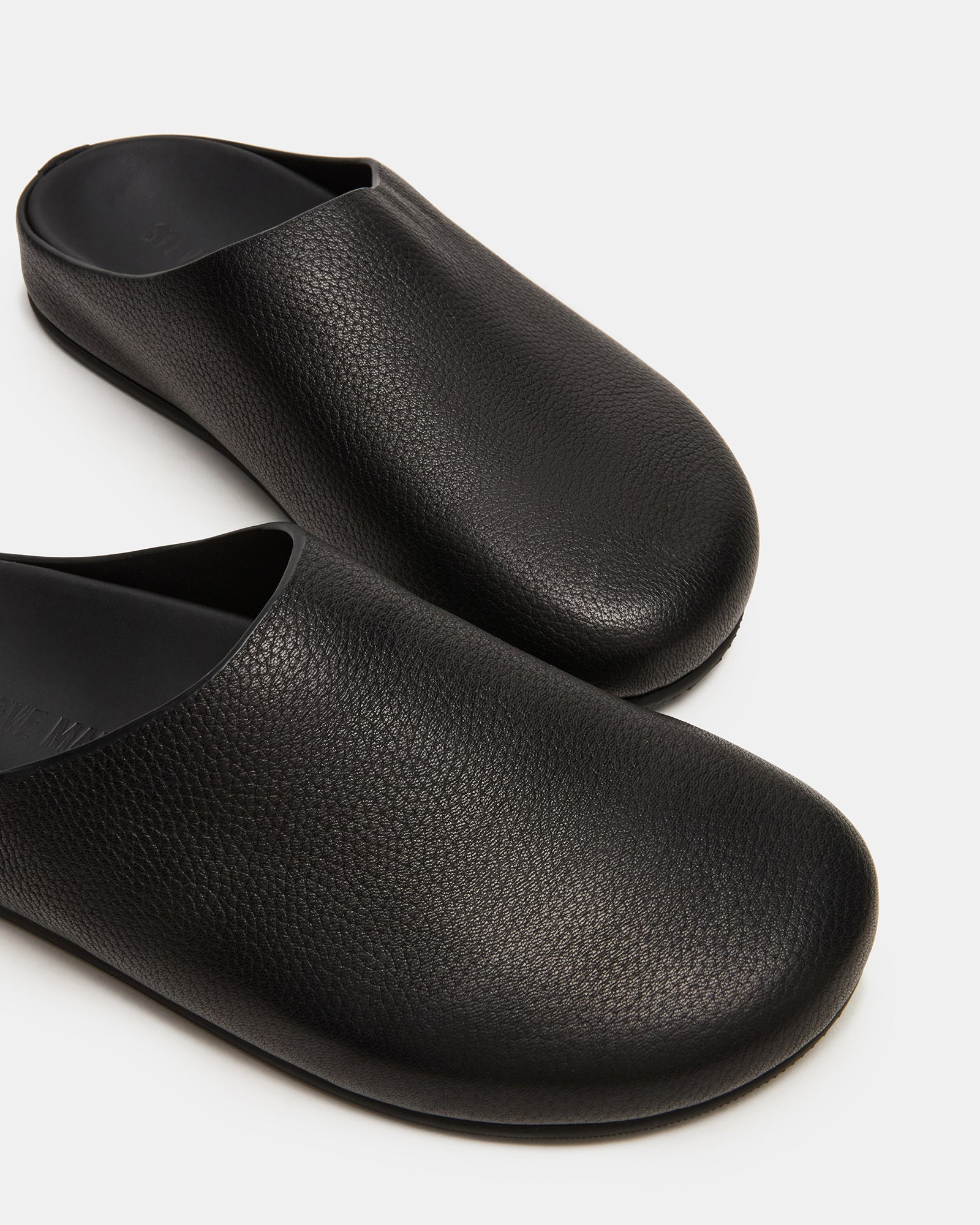 FERN BLACK LEATHER-Cool A Warm