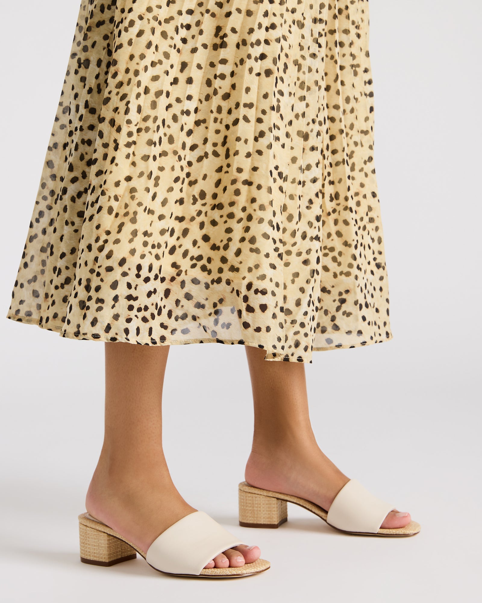 HAILEE CHESTNUT SUEDE-Cool A Warm