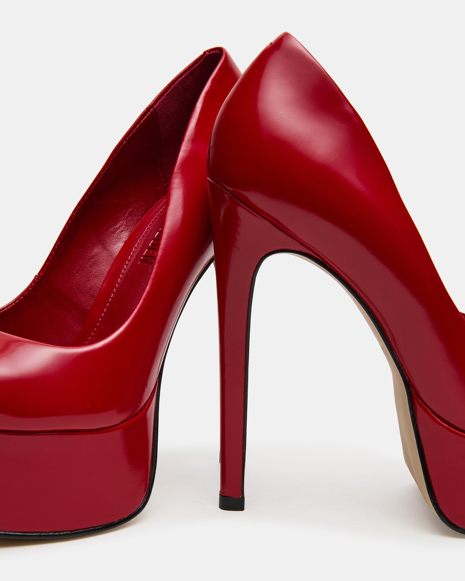 IVES RED BOX-Cool A Warm