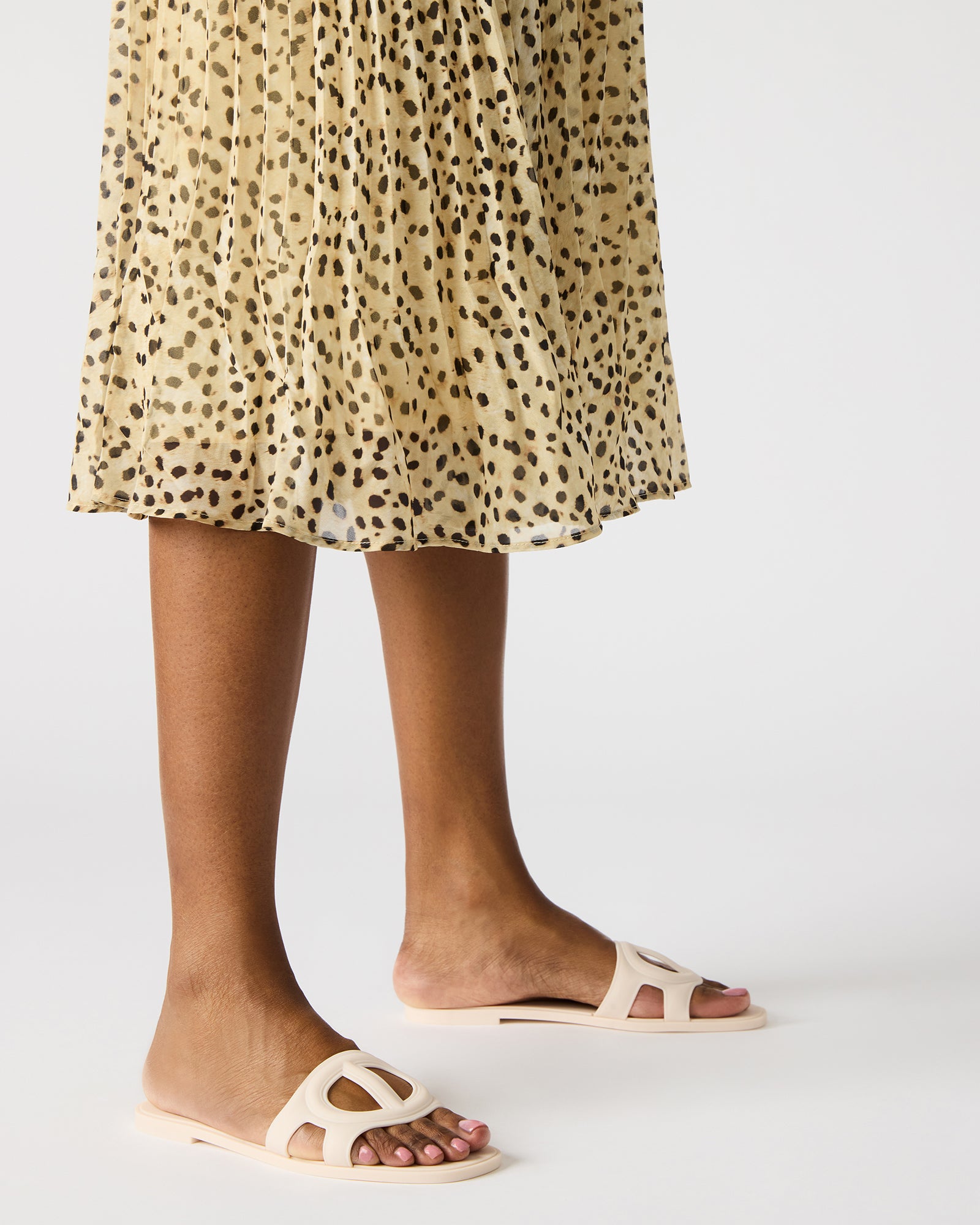 JELLIE BONE-Cool A Warm