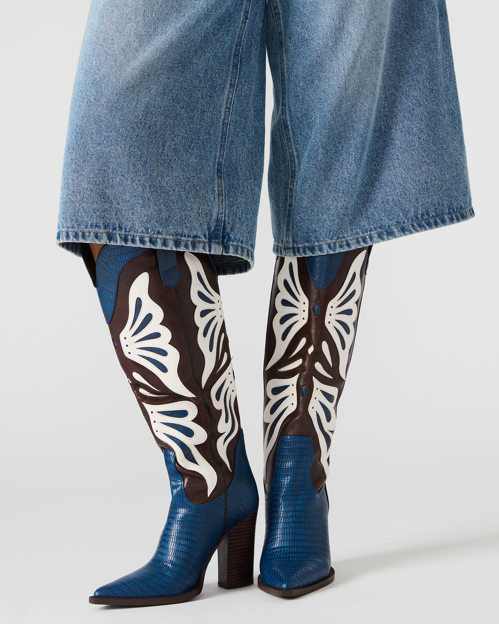 KAZ BLUE/WHITE-Cool A Warm