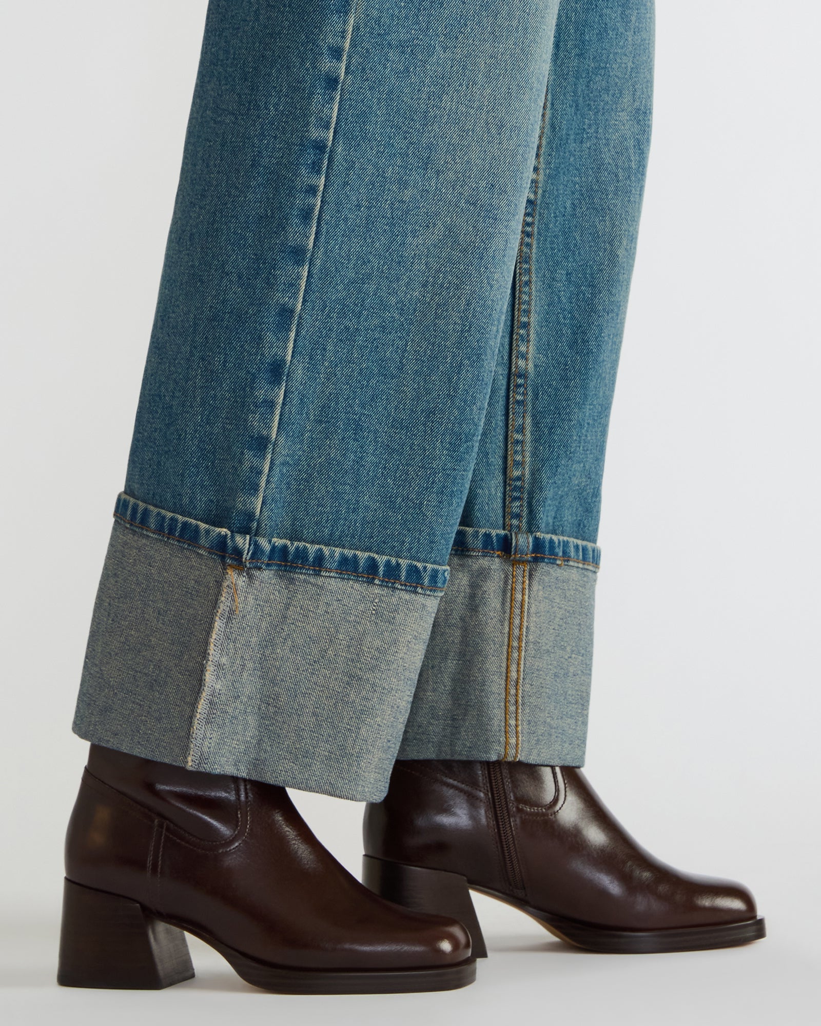 LATCHES BROWN LEATHER-Cool A Warm