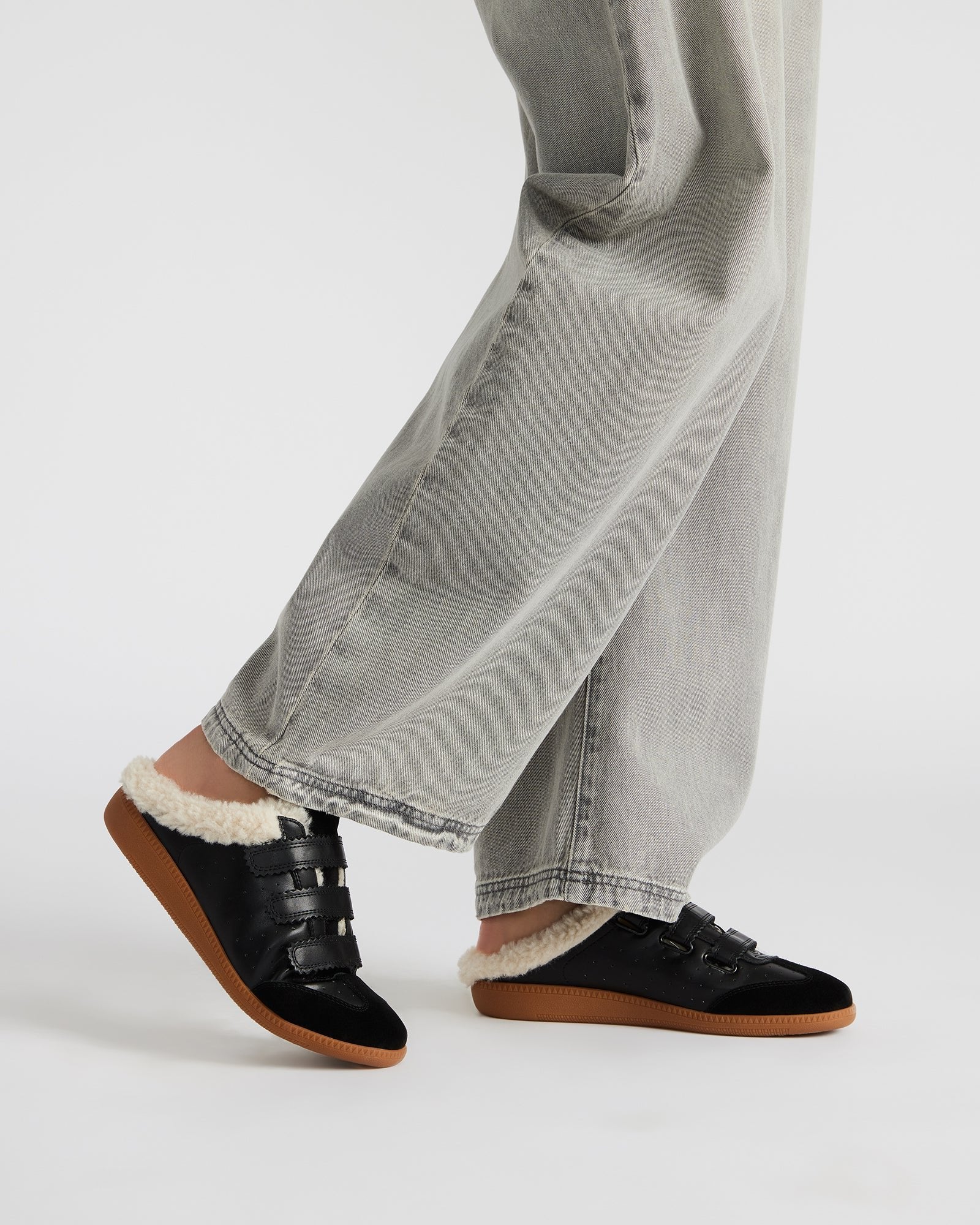 MEMENTO FAUX FUR BLACK MULTI-Cool A Warm