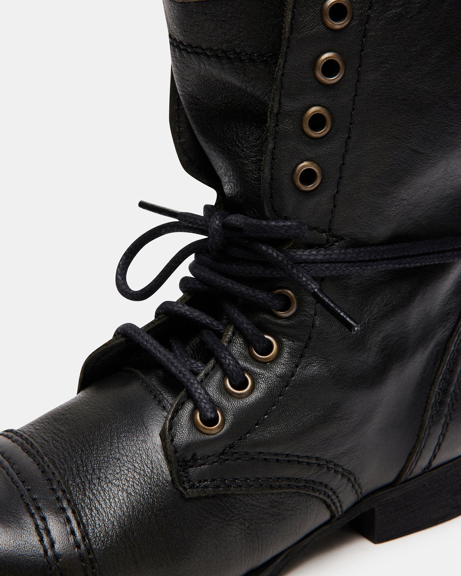 TROOPA BLACK LEATHER - SM REBOOTED-Cool A Warm