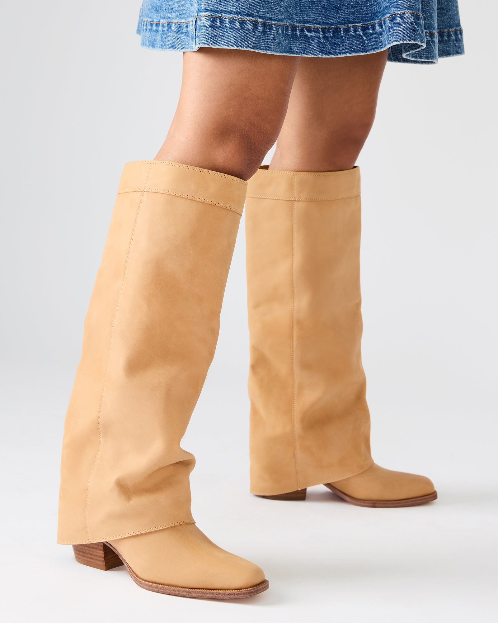 WINNICK BANANA LEATHER-Cool A Warm