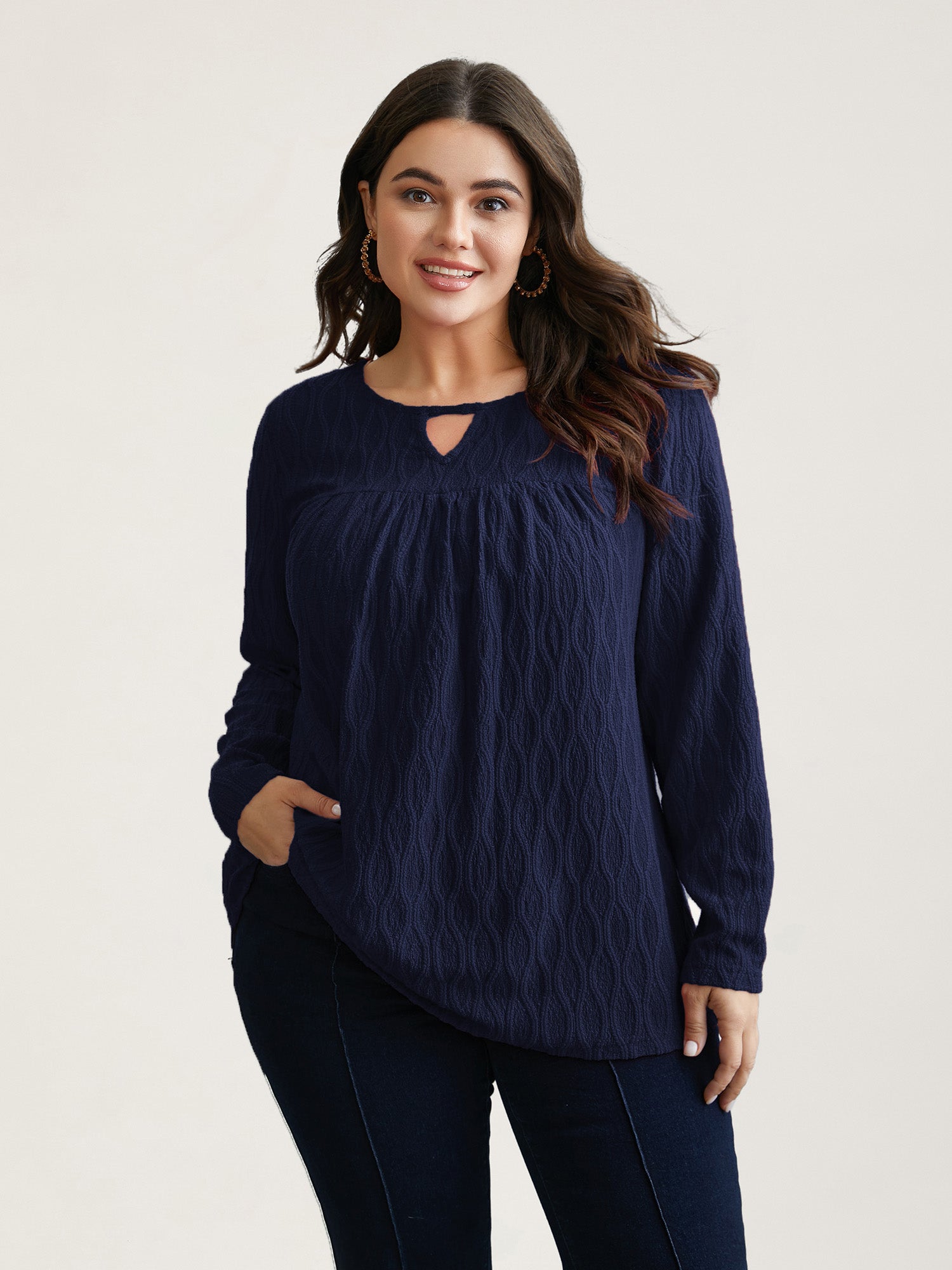 Textured Keyhole Gathered Knit Top-Sweetccc