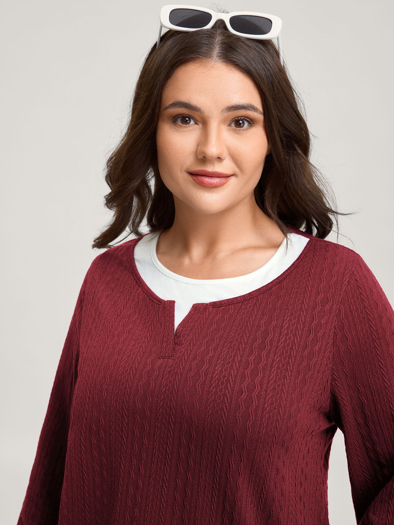 Textured Spliced Round Neck Solid T-Shirt-Sweetccc