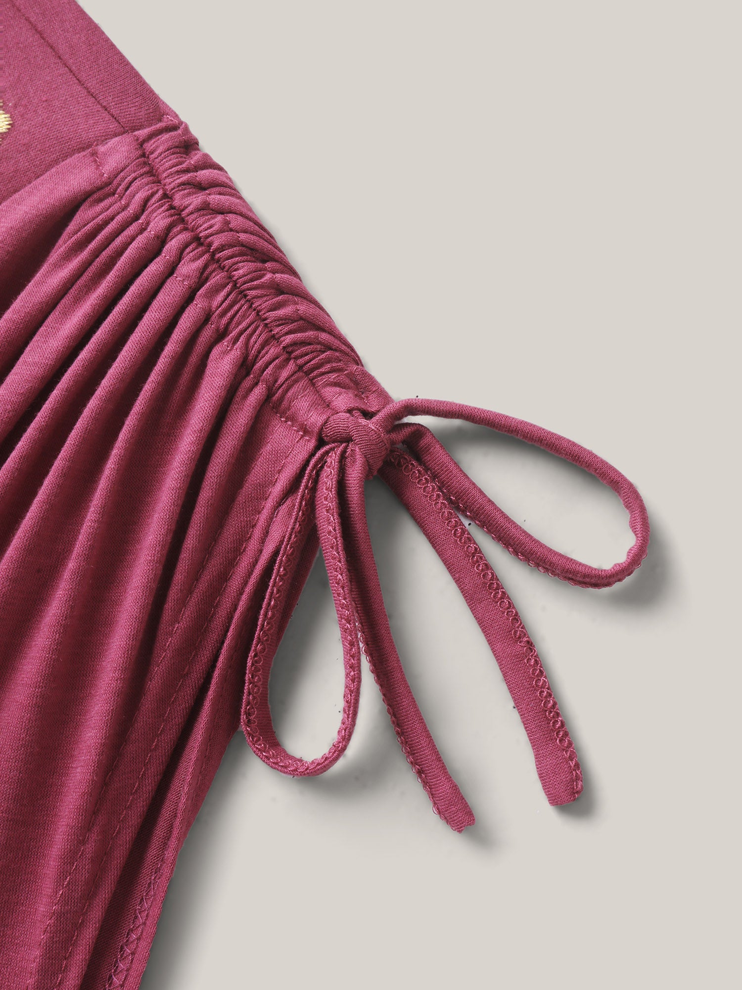 Stretchy Floral Detail Knit Top-Sweetccc