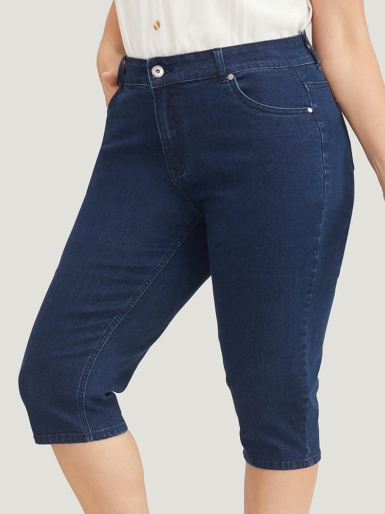 Moderately Stretchy  High Rise Knee Denim Shorts-Sweetccc