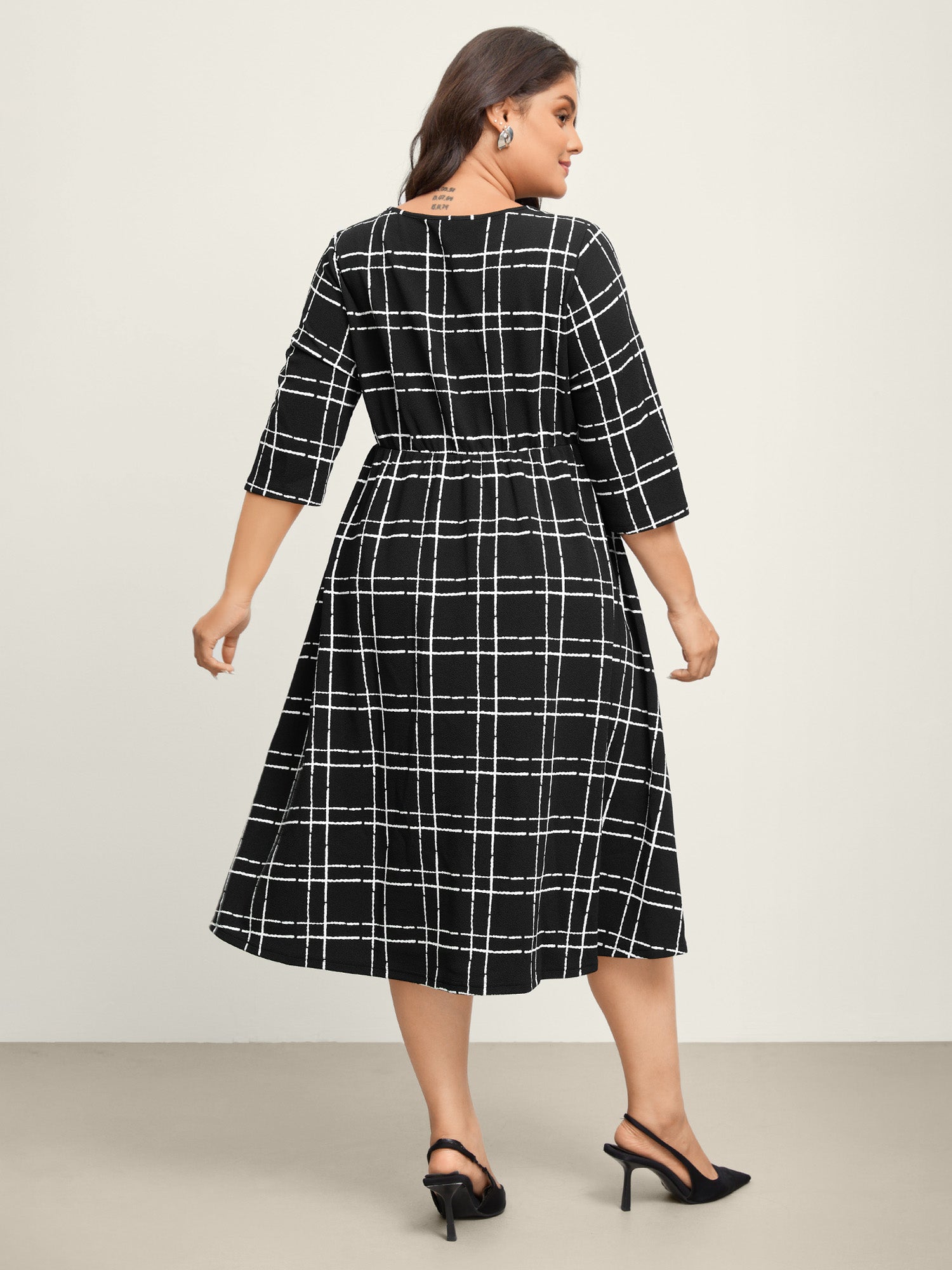 Grid Print Pleated Front Overlap Midi Dress-Sweetccc