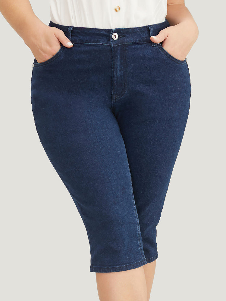 Moderately Stretchy  High Rise Knee Denim Shorts-Sweetccc