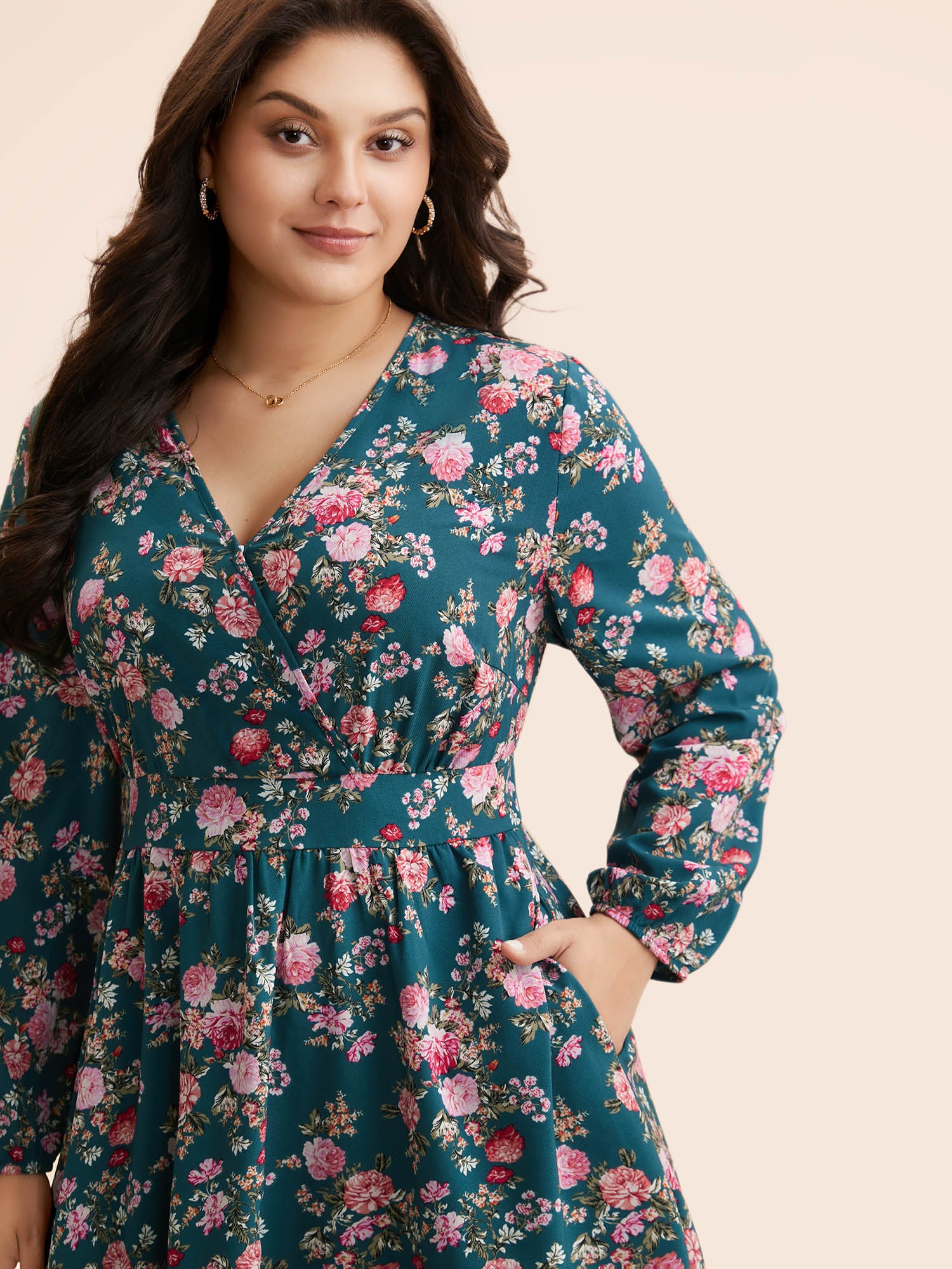 Floral Overlap Collar Gathered Dress-Sweetccc