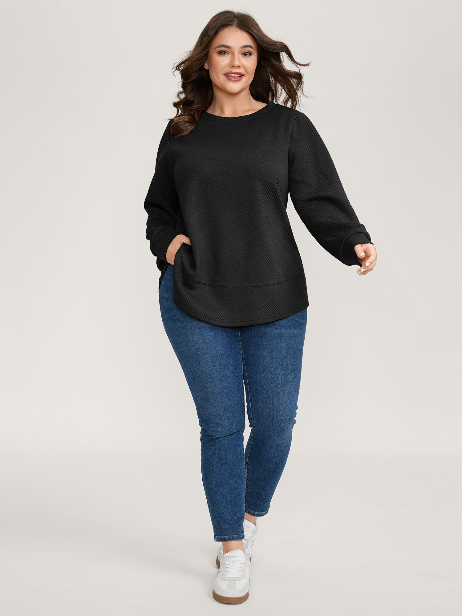 Textured Curvy Hem Round Neck Sweatshirt-Sweetccc