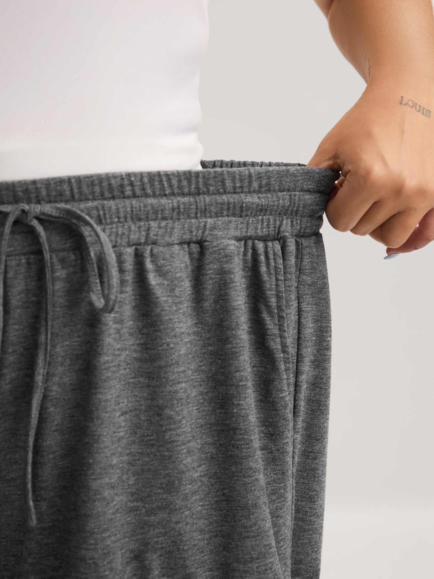 Supersoft Mixed Color Knit Drawstring Ruffled Shorts-Sweetccc