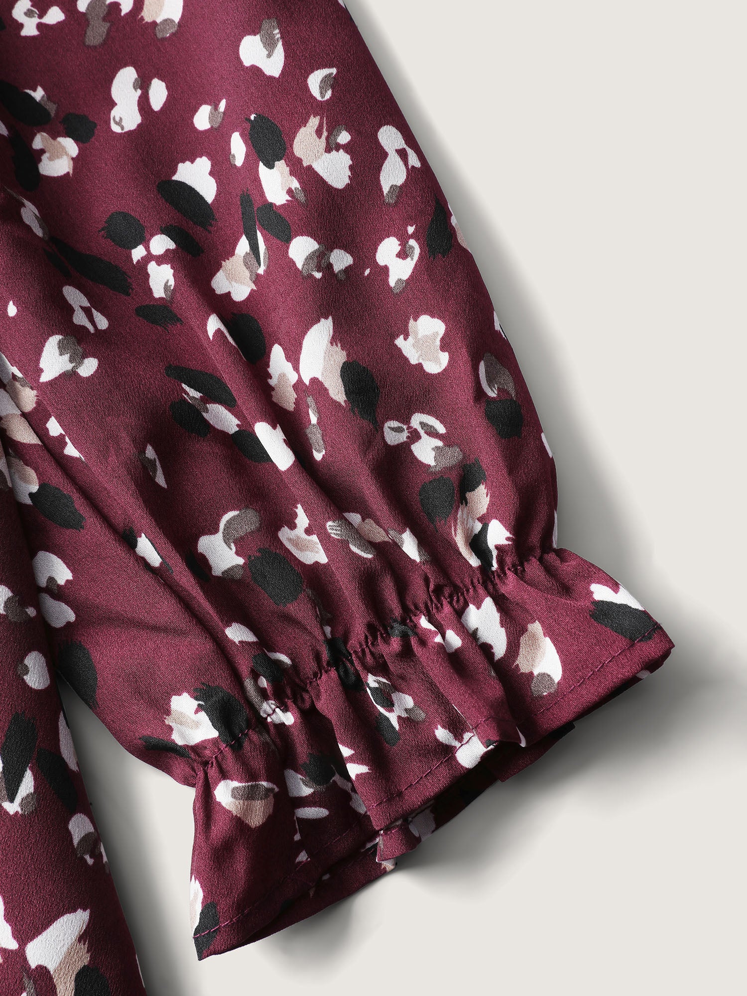 Leopard Print Stretchy Cuff Sleeve Blouse-Sweetccc