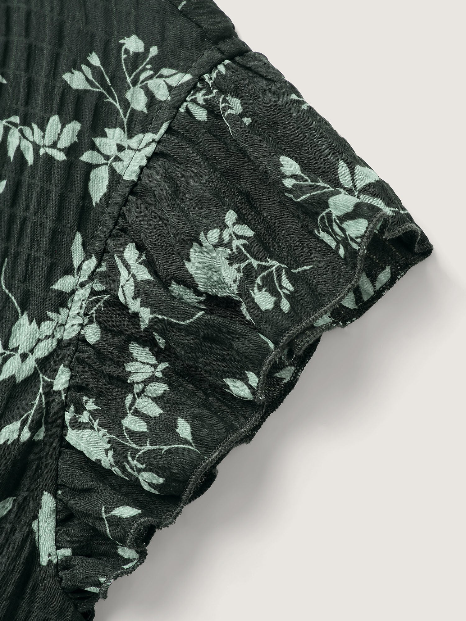 Textured Silhouette Flower Stretchy Collar Midi Dress-Sweetccc