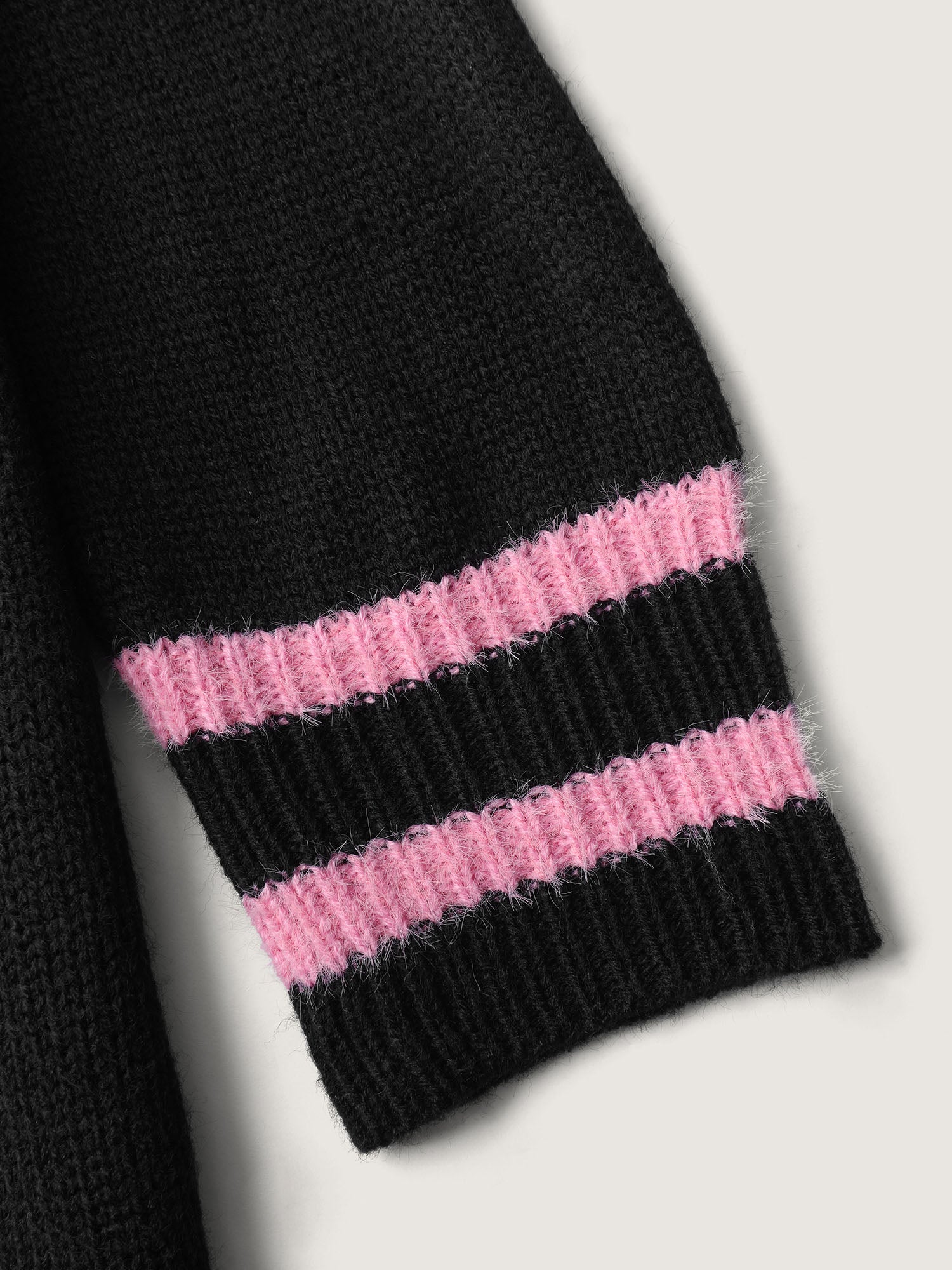 Heart Motif Textured Contrast Pullover-Sweetccc