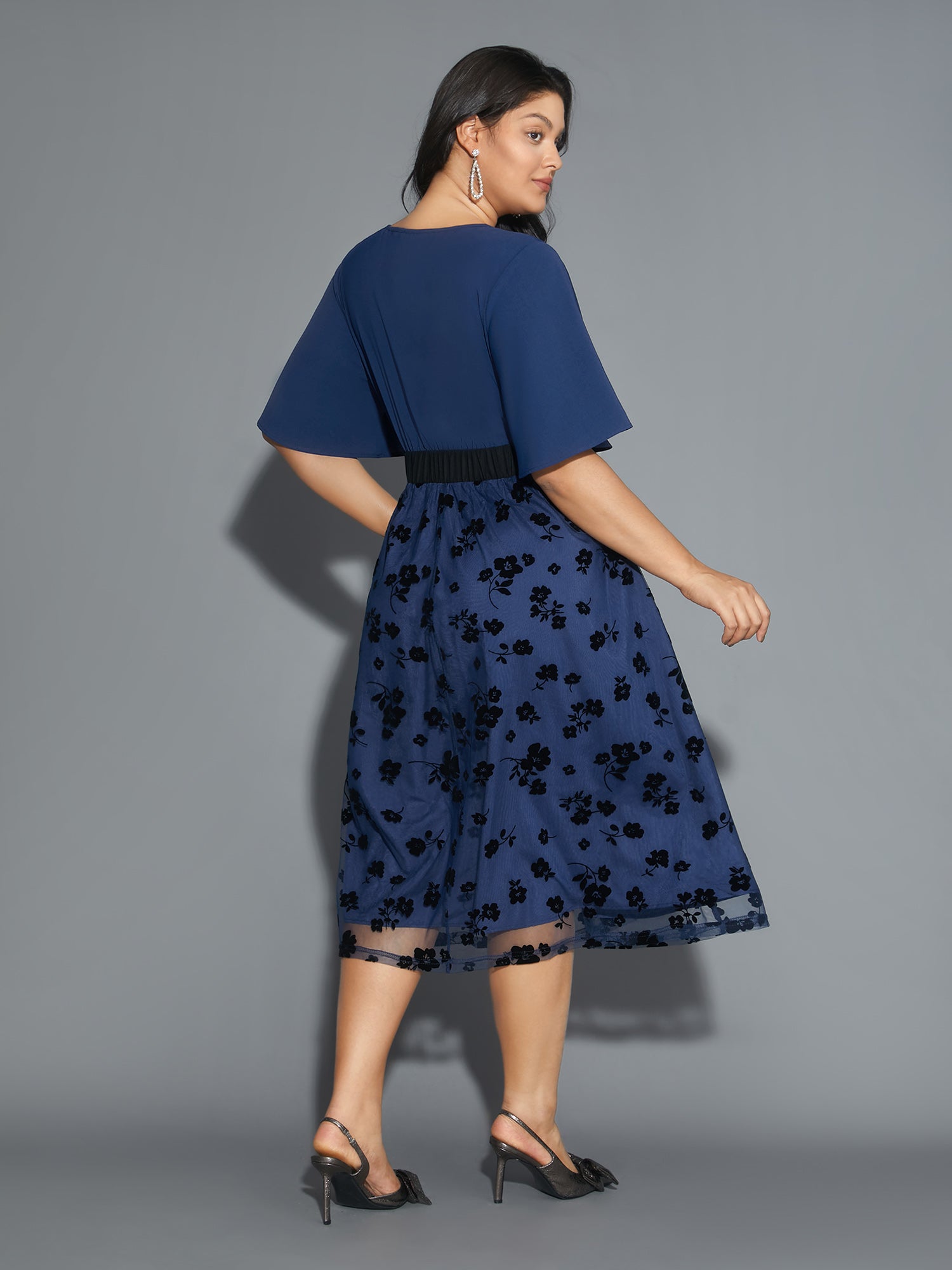 Floral Embroidered Mesh keyhole Dress-Sweetccc