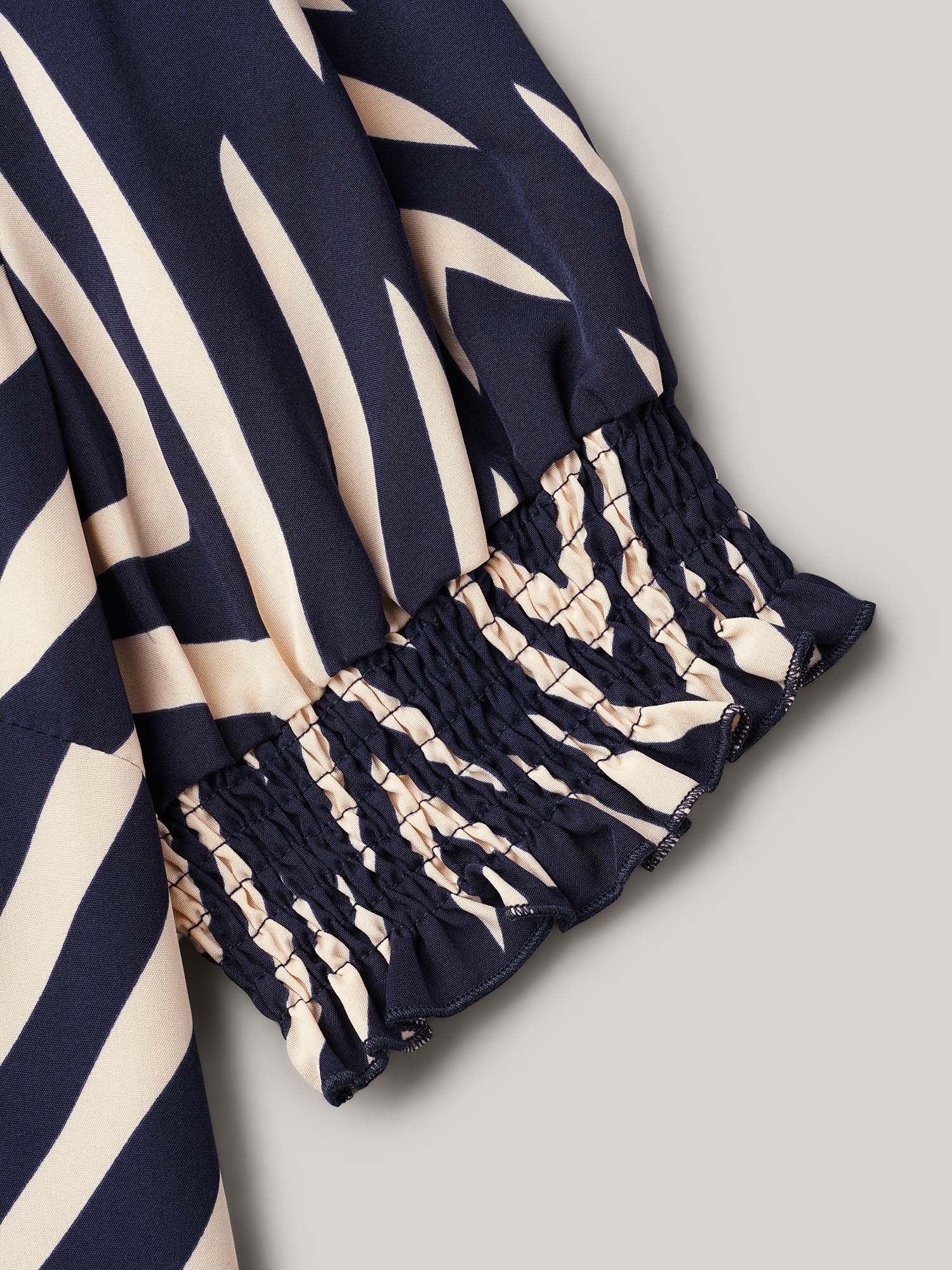 Geometric Print Ruffled Shirred Shirt-Sweetccc