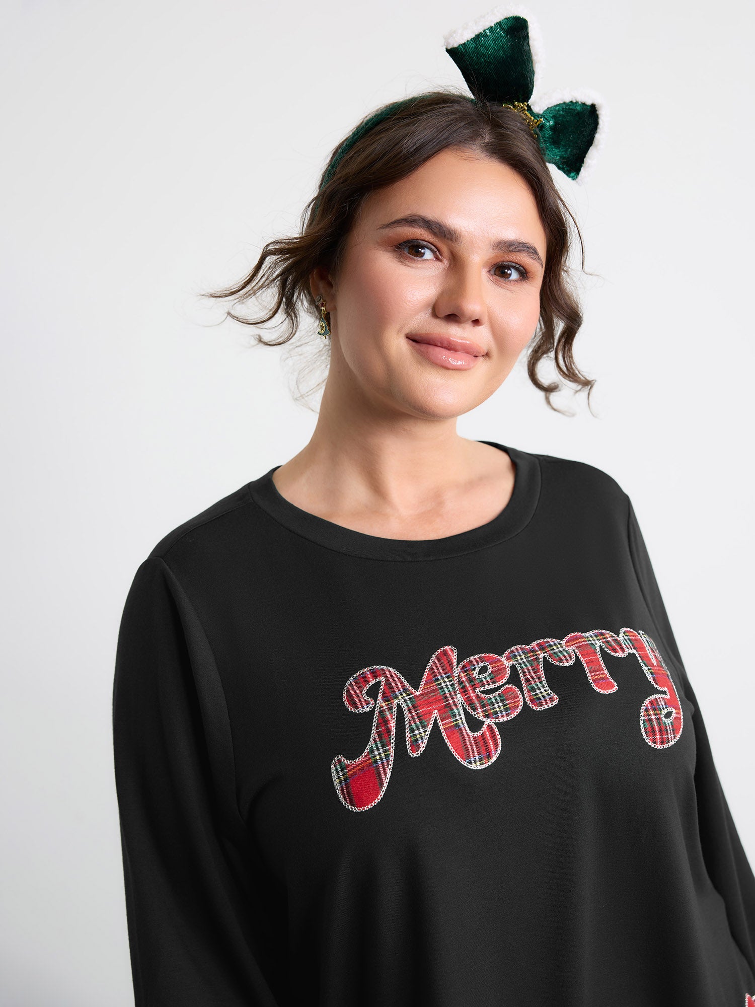 Merry Applique Embroidery Sweatshirt-Sweetccc