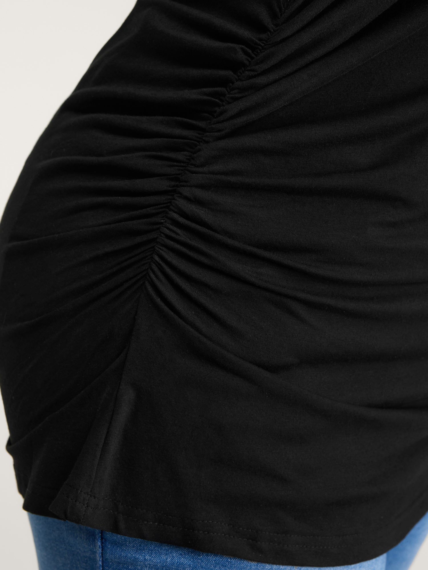 Stretchy Fitted Cut-Out Solid T-Shirt-Sweetccc