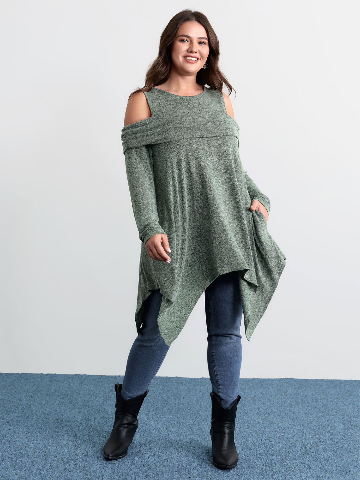 Supersoft Off-Shoulder Pleated Asymmetrical Hem Top-Sweetccc