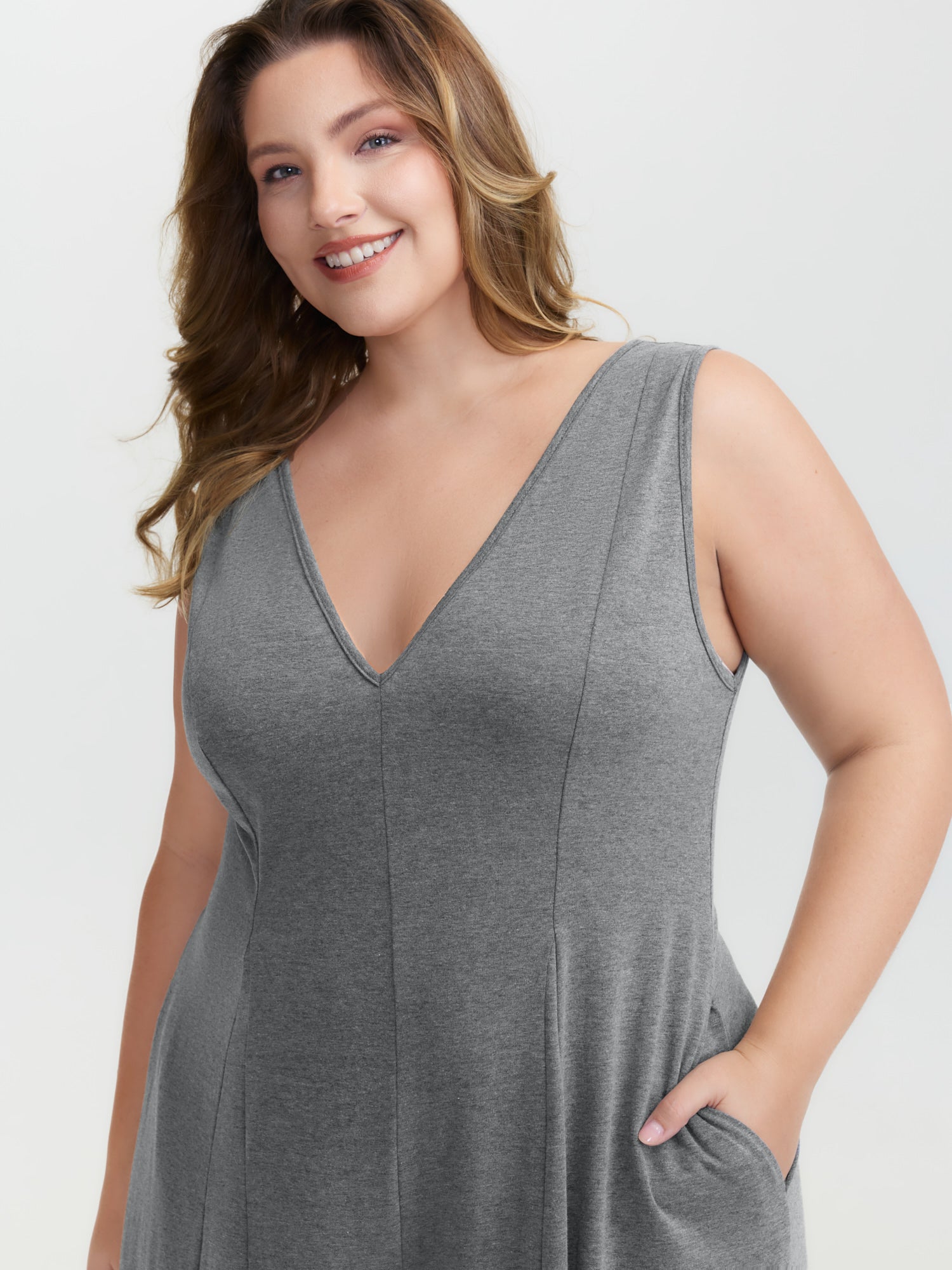 Stretchy Flowy V-Neck Jumpsuit-Sweetccc