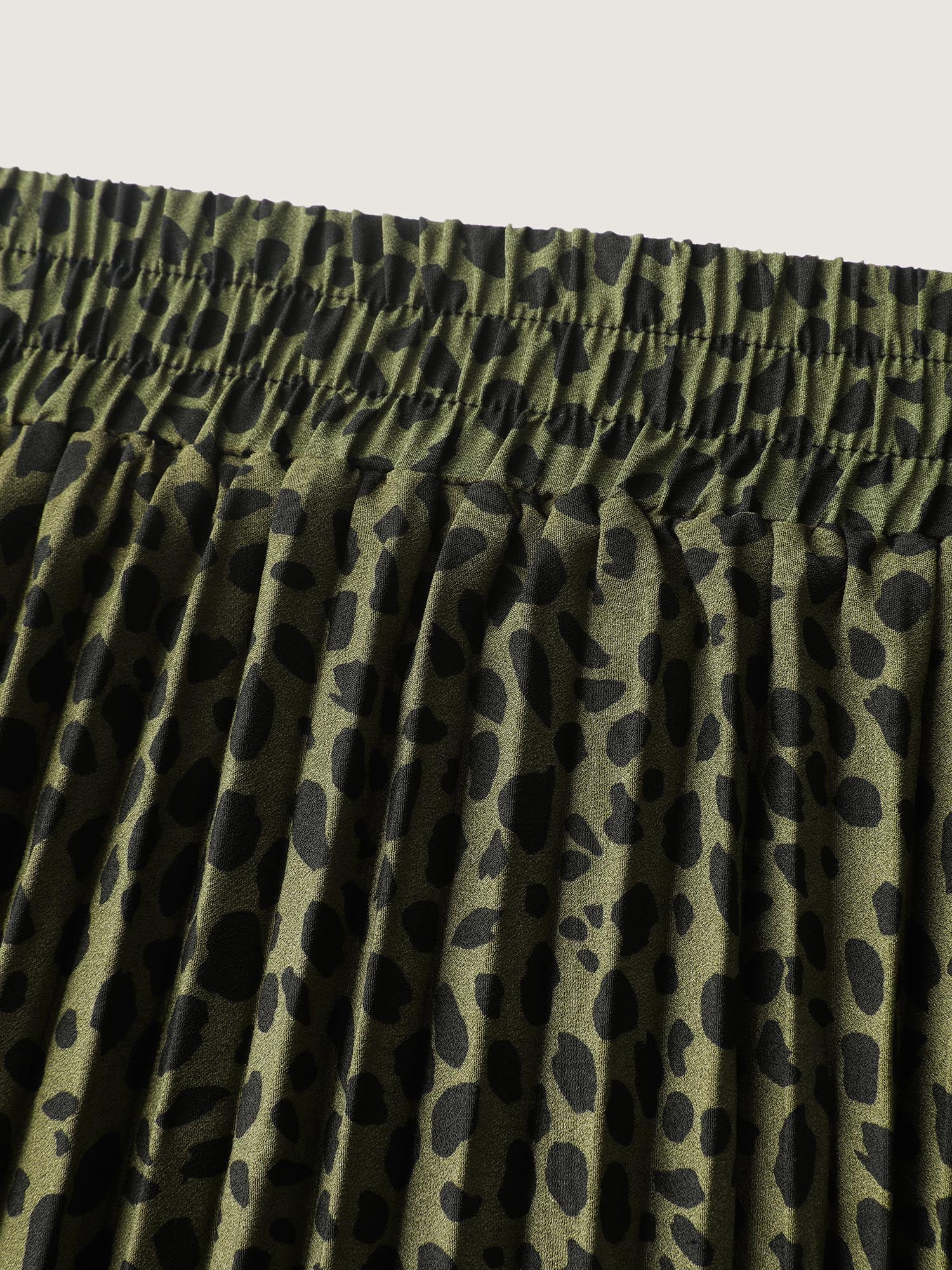 Monochrome Polka Dots Pleated Midi Skirt-Sweetccc