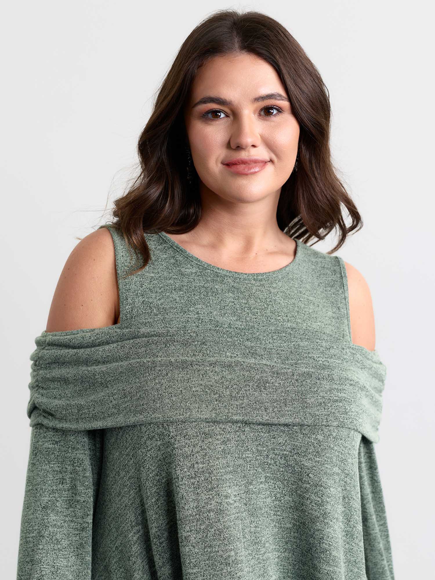 Supersoft Off-Shoulder Pleated Asymmetrical Hem Top-Sweetccc