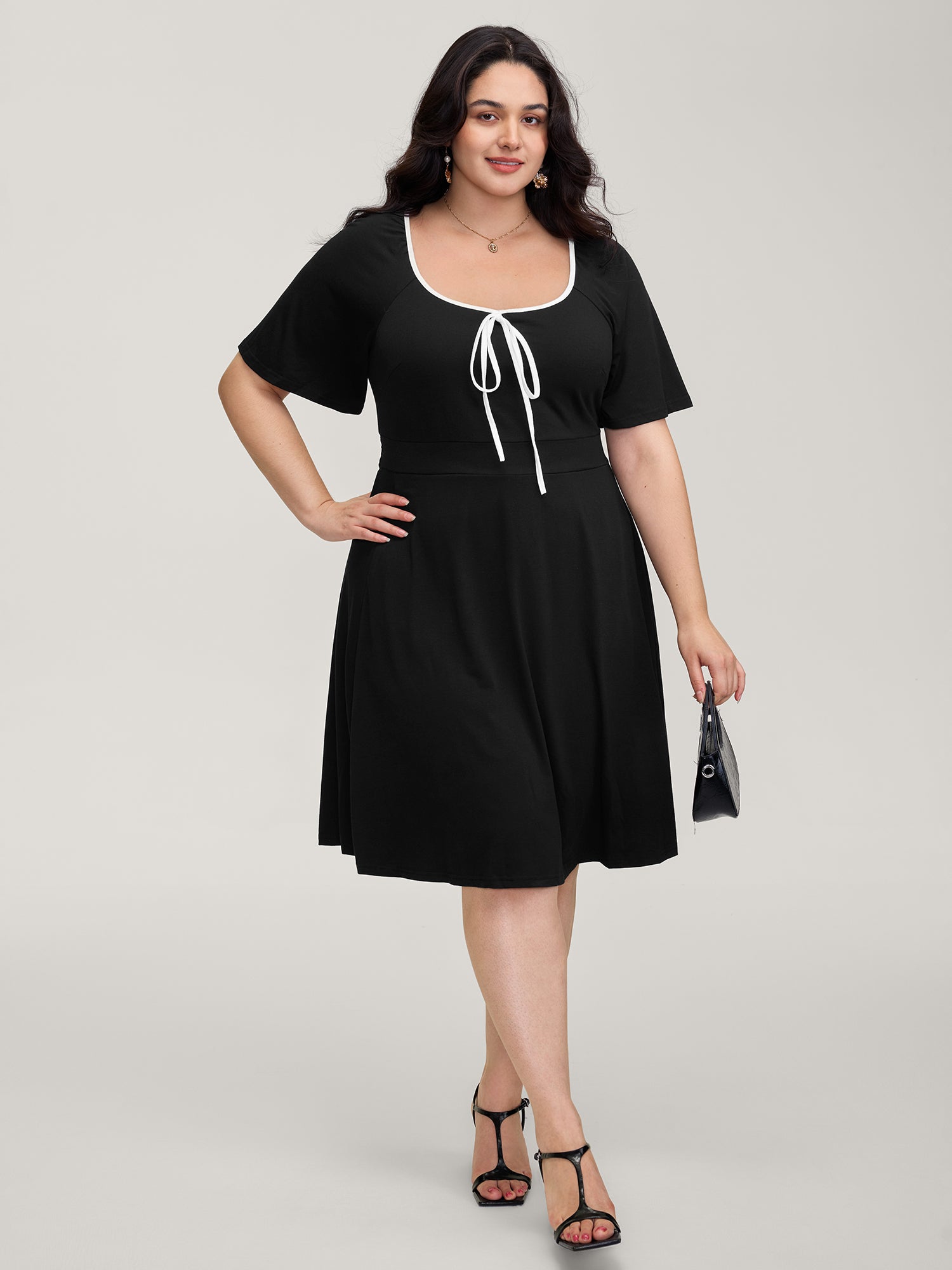 Neck Bow-Tie Contrast Pockets Midi Dress-Sweetccc