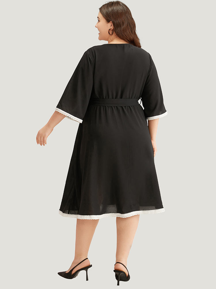 V Neck Pocket Patchwork Contrast Belted Dress-Sweetccc