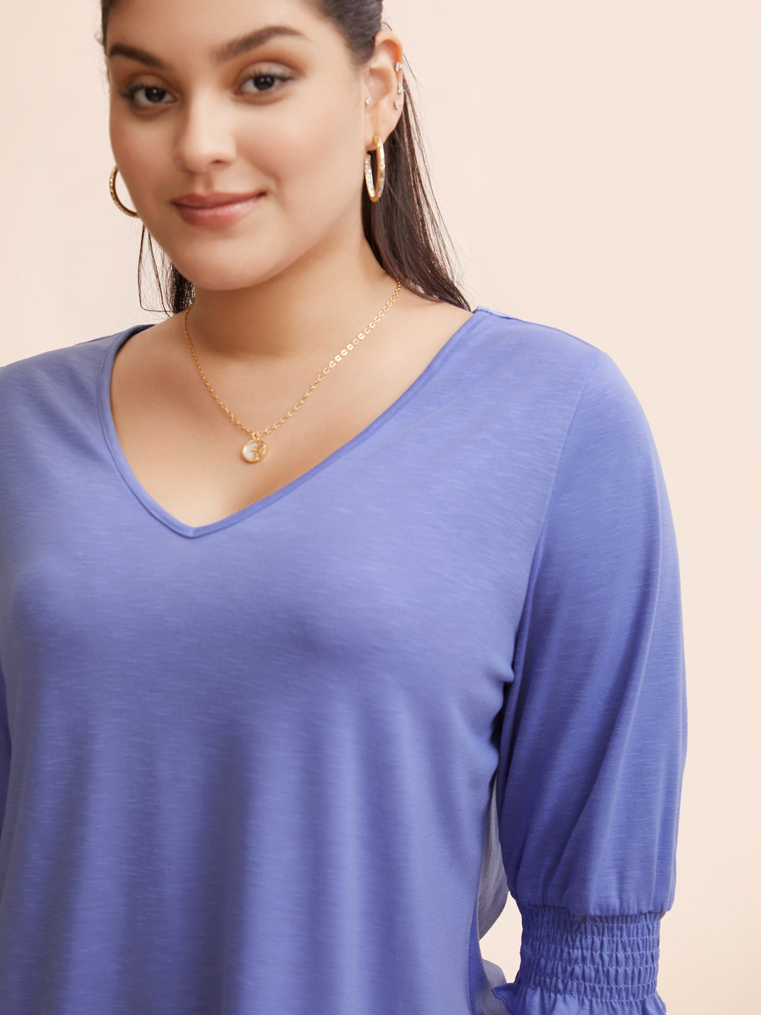 Solid V Neck Shirred Lantern Sleeve T-shirt-Sweetccc