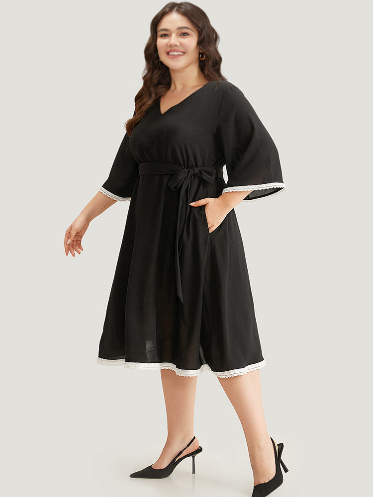 V Neck Pocket Patchwork Contrast Belted Dress-Sweetccc