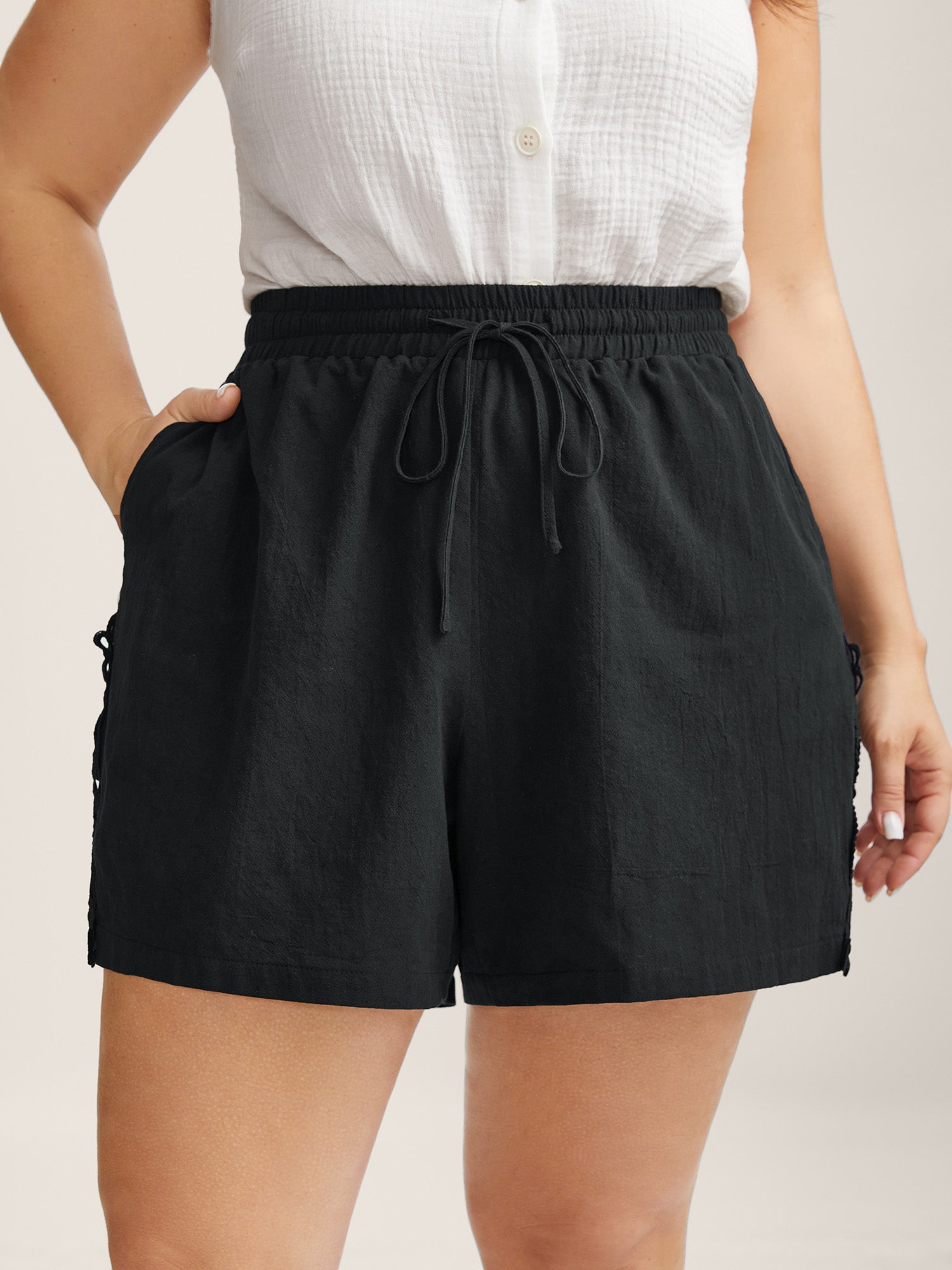Lace Trim Waist Drawstring Shorts-Sweetccc