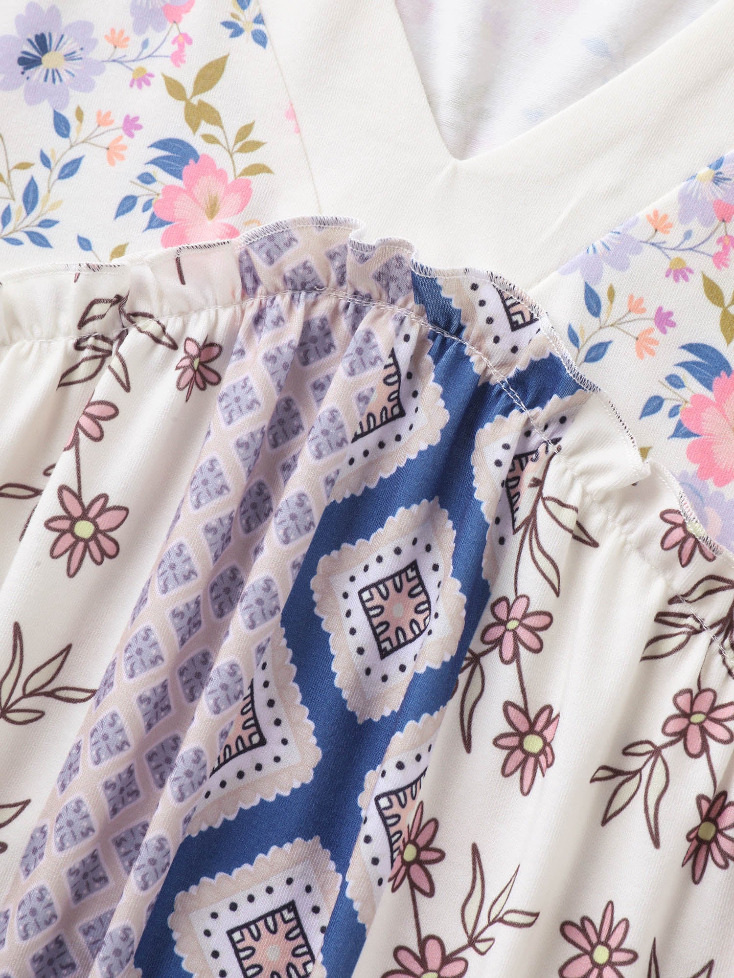 Floral Collage Print Knit Top-Sweetccc