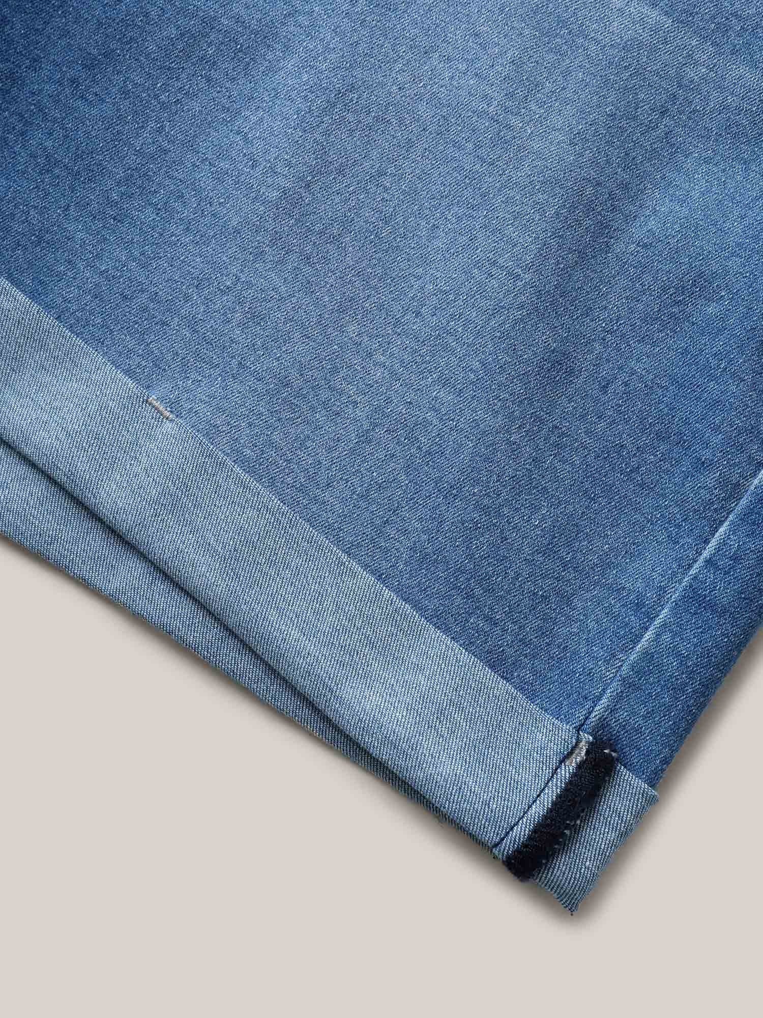 Stretchy Roll Hem Denim Shorts-Sweetccc