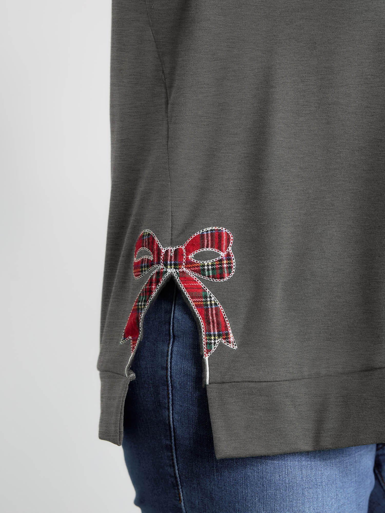 Merry Applique Embroidery Sweatshirt-Sweetccc