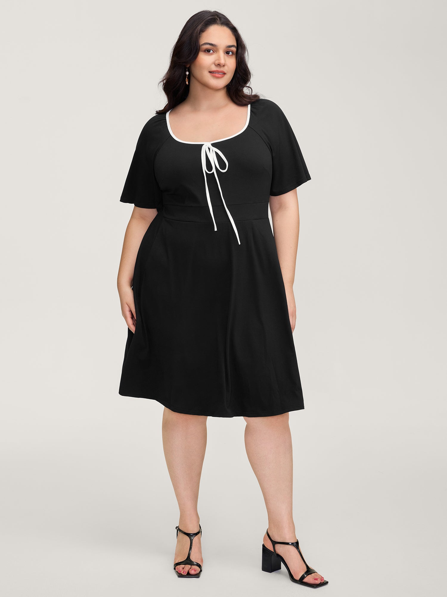 Neck Bow-Tie Contrast Pockets Midi Dress-Sweetccc