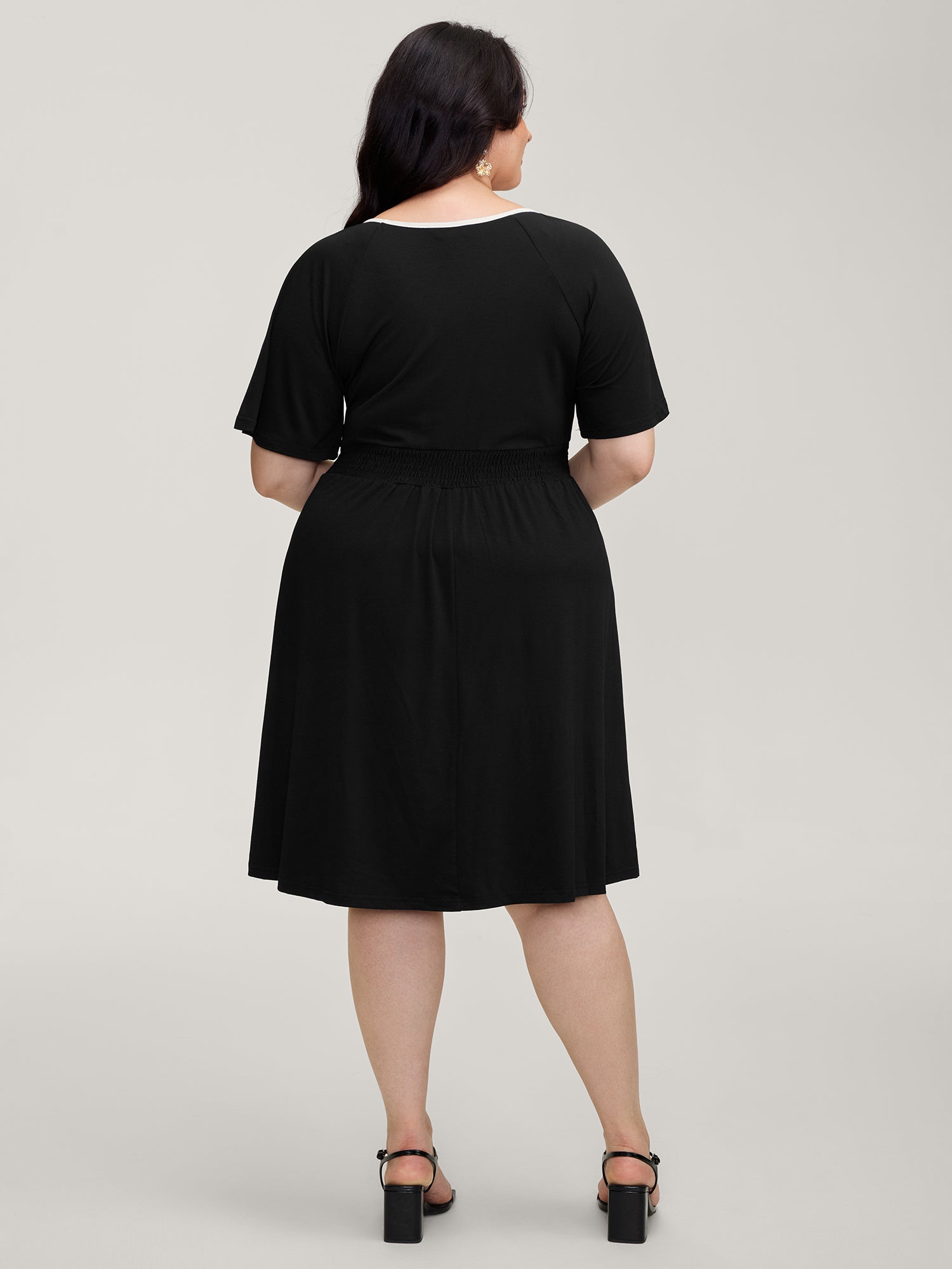 Neck Bow-Tie Contrast Pockets Midi Dress-Sweetccc