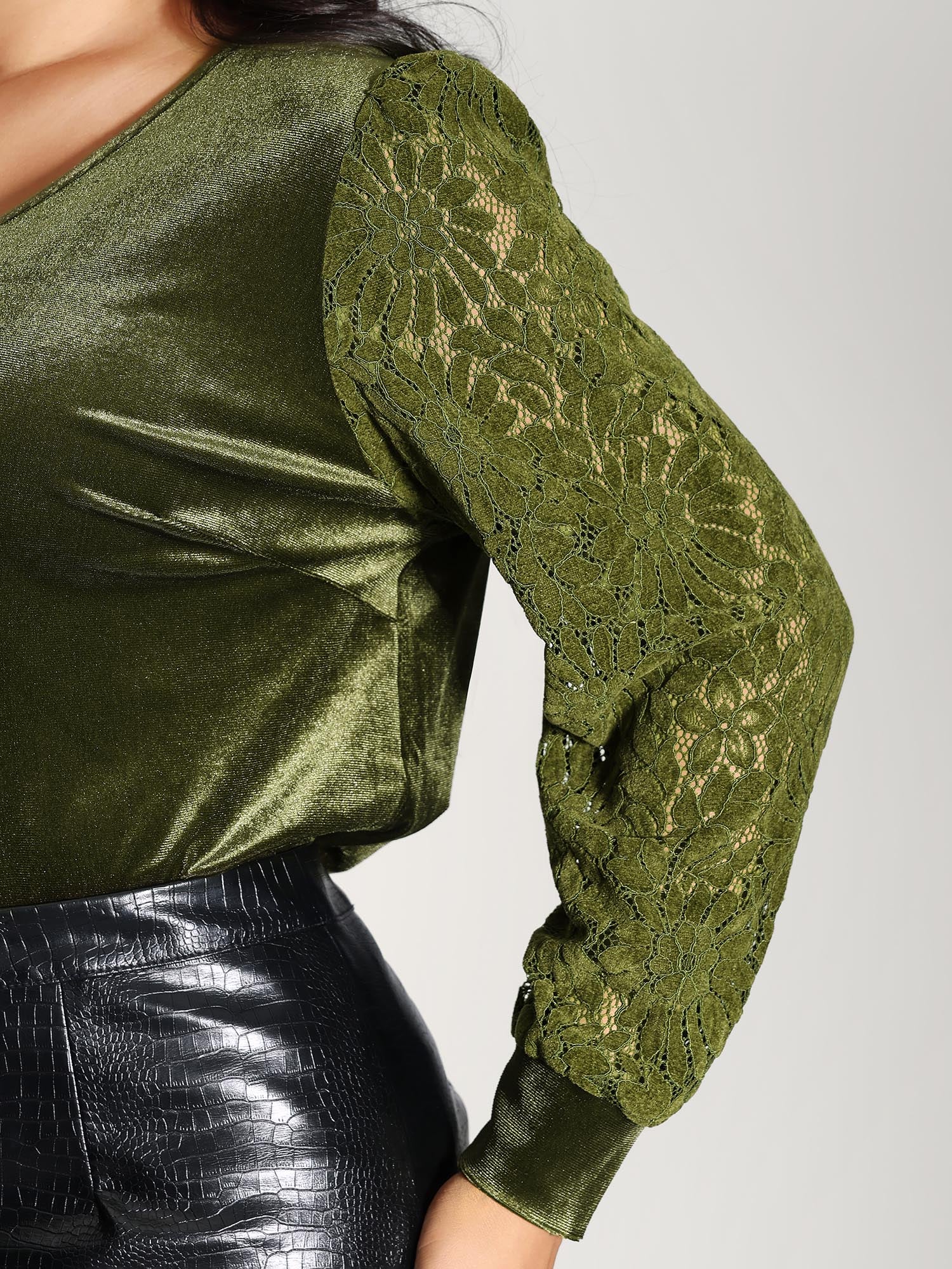 Velvet Stretchy Spliced V-Neck Blouse-Sweetccc