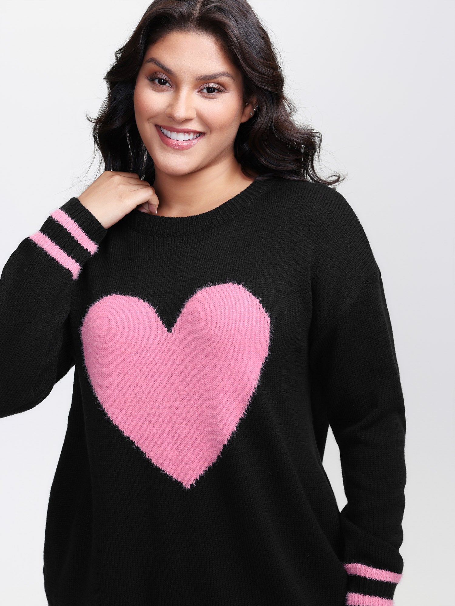 Heart Motif Textured Contrast Pullover-Sweetccc