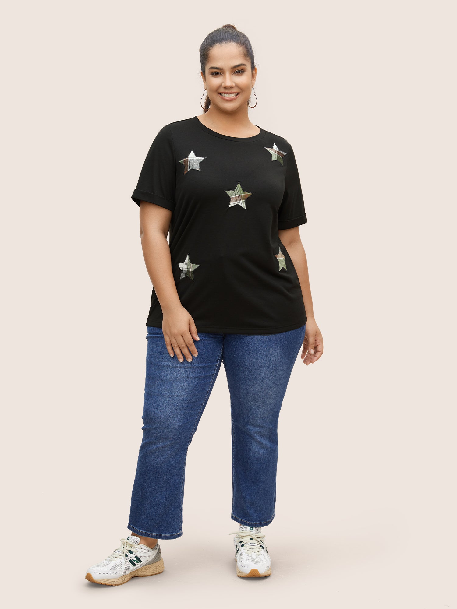 Star Embroidered Patch Round Neck T-shirt-Sweetccc