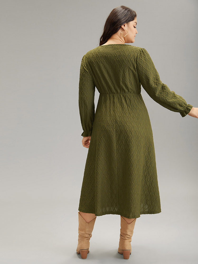 Textured Jacquard Notched Ruffle Sleeve Dress-Sweetccc