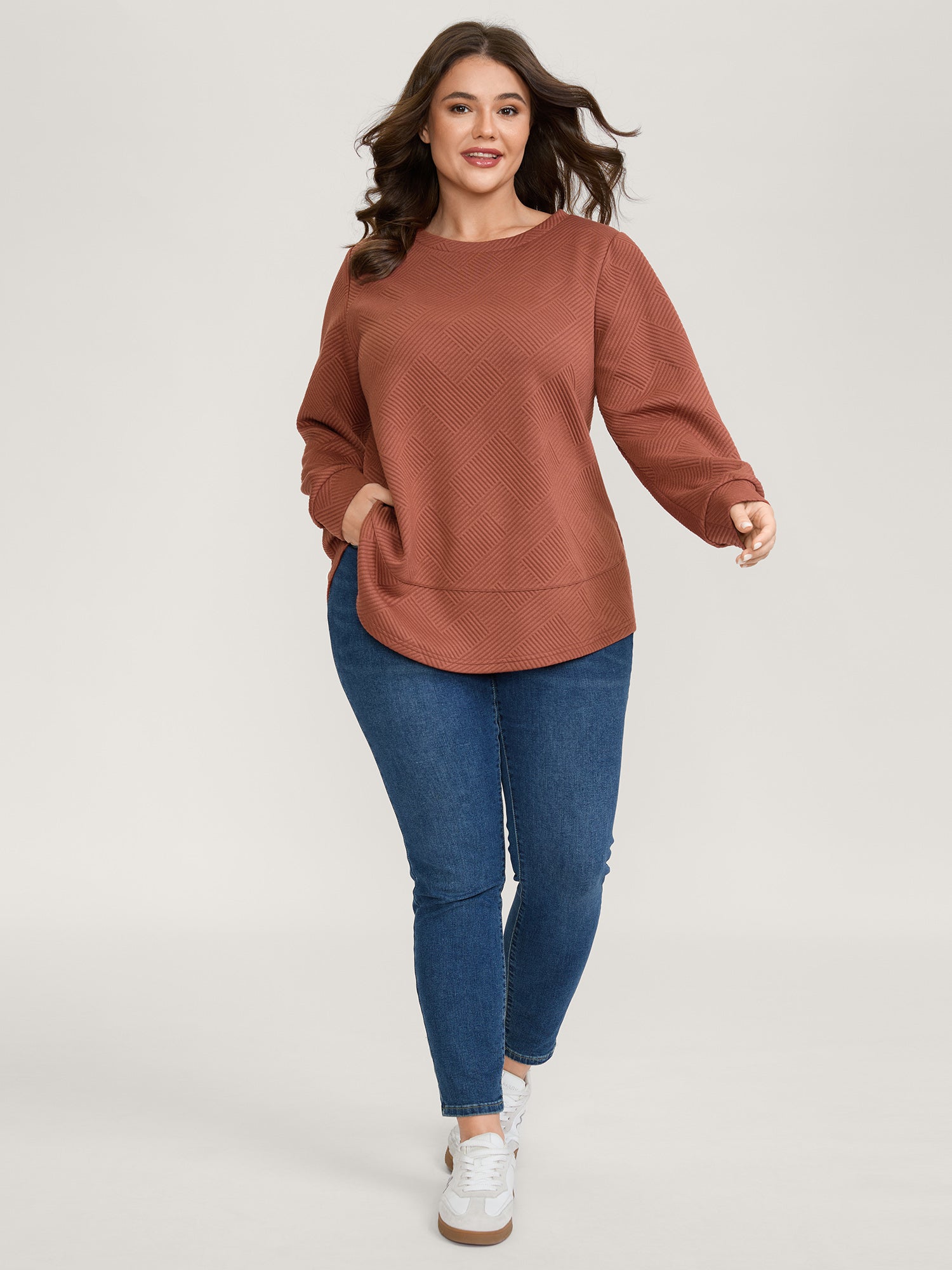 Textured Curvy Hem Round Neck Sweatshirt-Sweetccc
