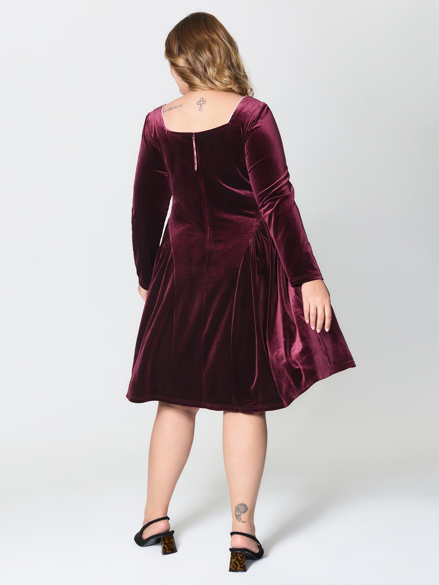 Velvet Structured Pleated Bodice Midi Dress-Sweetccc
