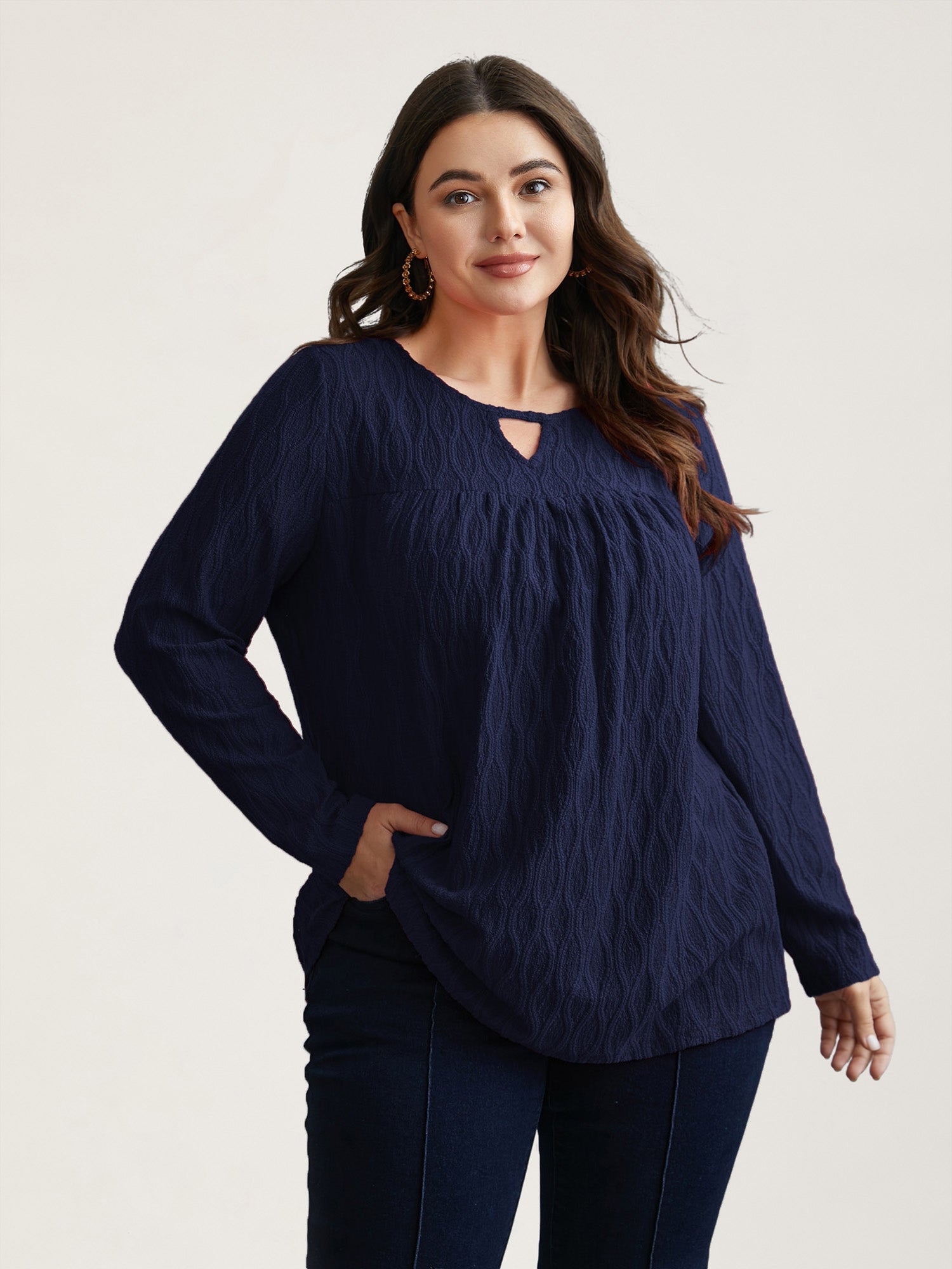 Textured Keyhole Gathered Knit Top-Sweetccc
